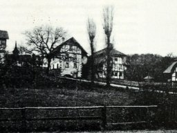 Ansicht-Schulhaus-1900